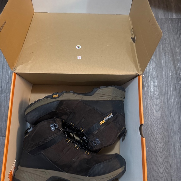 Steel Toe working boots - Picture 2 of 4